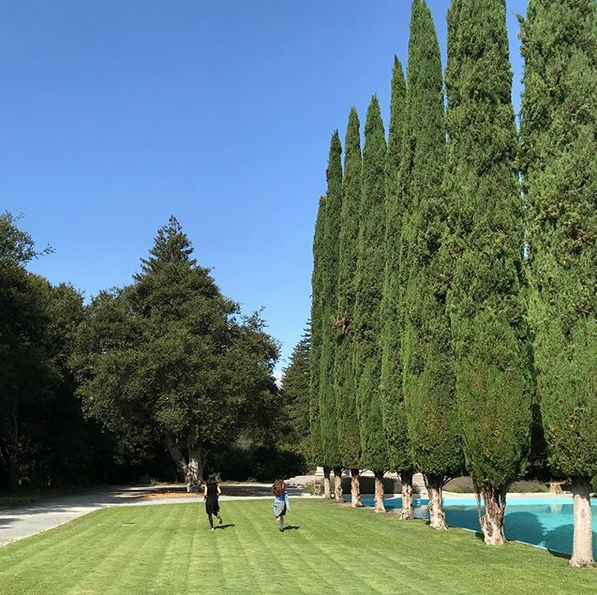 Let’s run away ✨